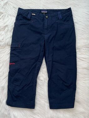 Patagonia venga rock capris navy blue women’s size 6 capri cropped hiking pants